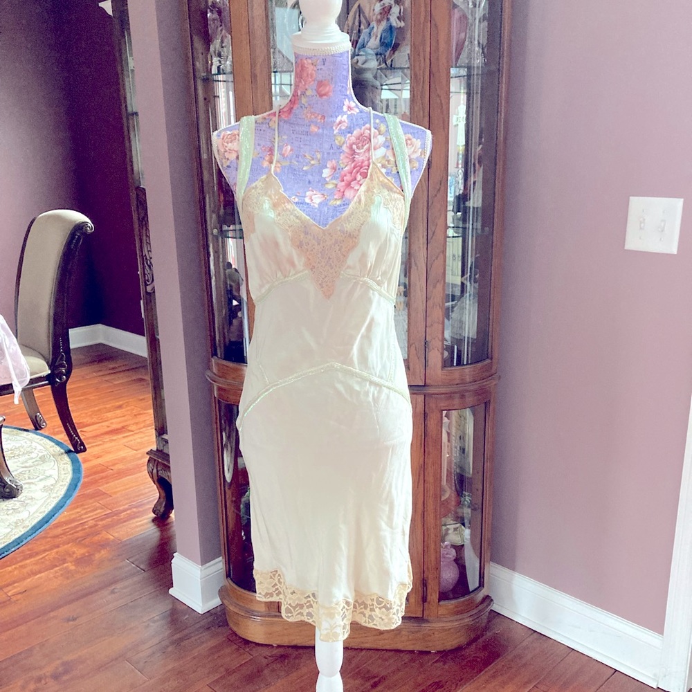 Pura Seta acc!a!o Silk Night Dress